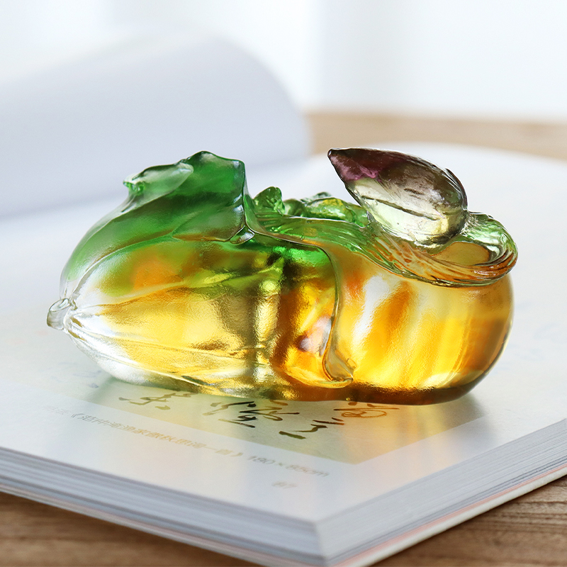 감 모양의 컬러 크리스탈 유리 조각 장식품