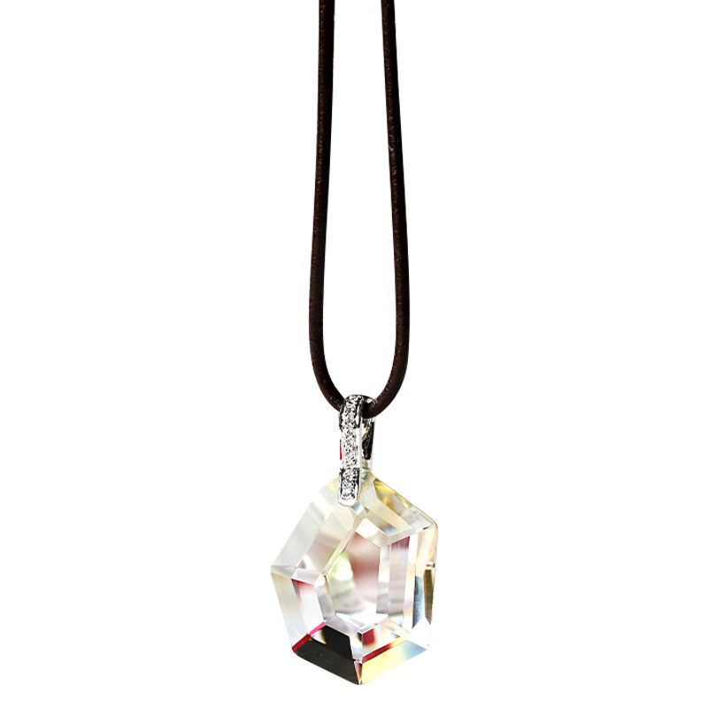 유리 펜던트 패턴이 장착된 실버 컬러 목걸이