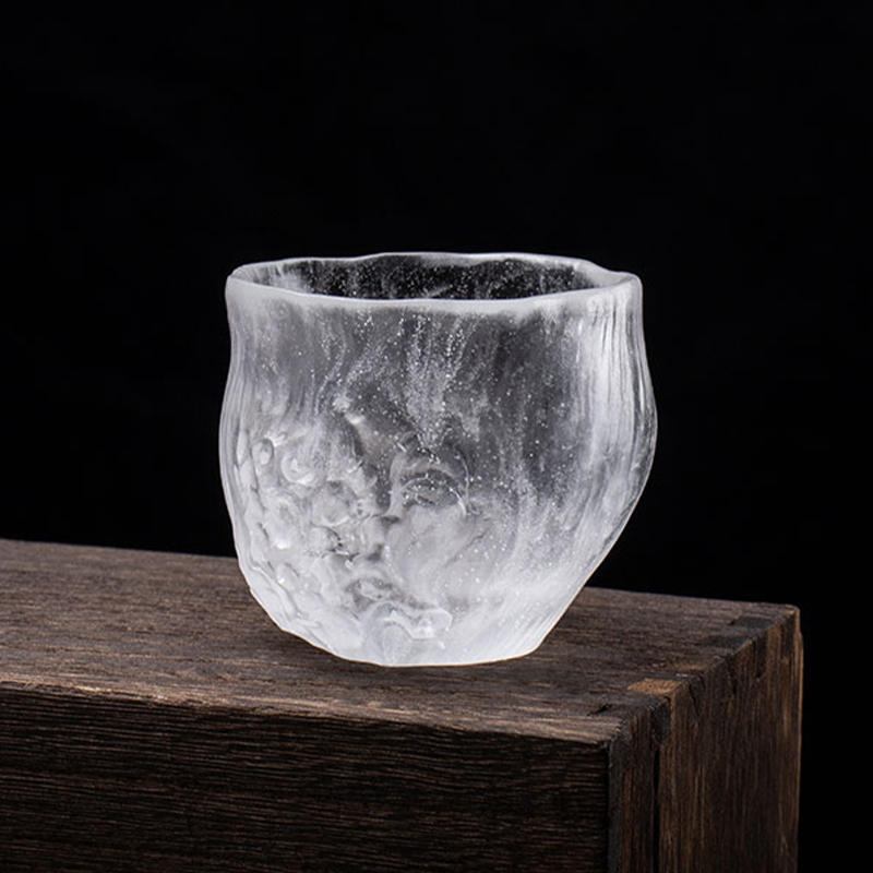 뚜껑이 있는 투명 찻잔 세트