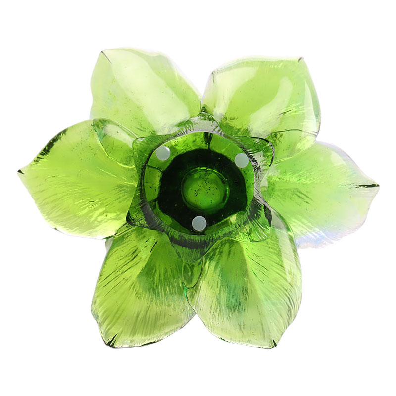 유리 꽃잎 모양의 캔들 홀더