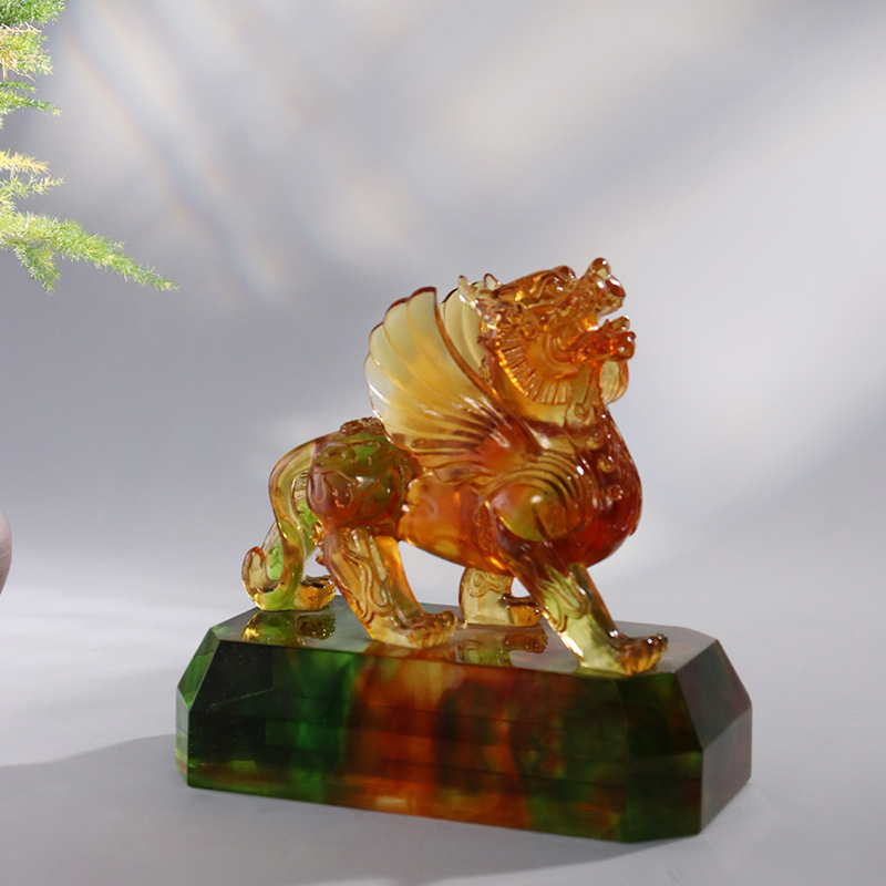 수정처럼 투명한 유약 짐승 장식품