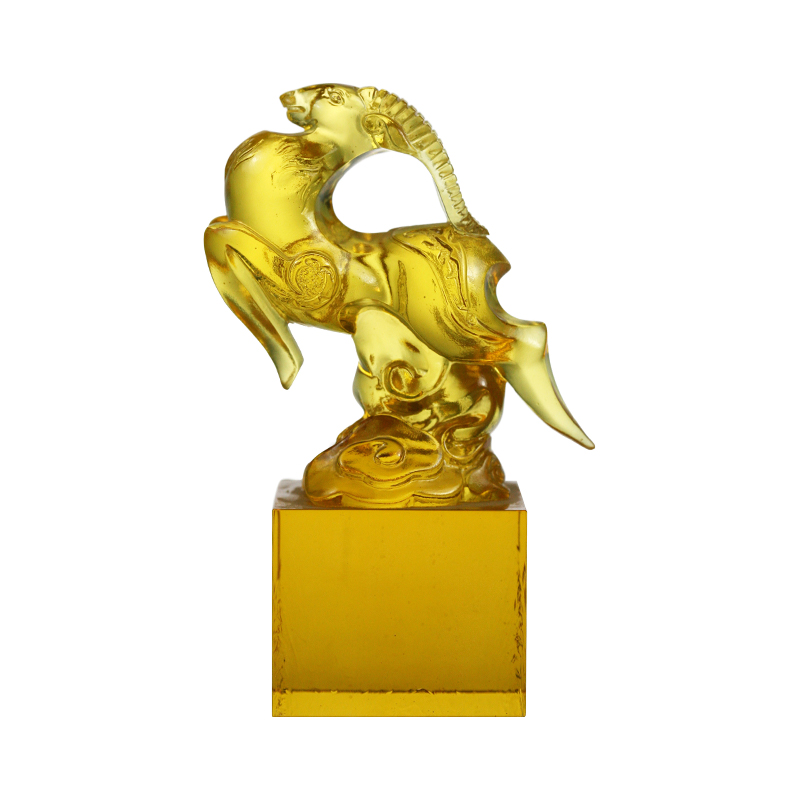 금빛 투명한 양 모양의 유리 크리스탈 씰