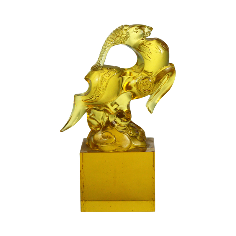 금빛 투명한 양 모양의 유리 크리스탈 씰