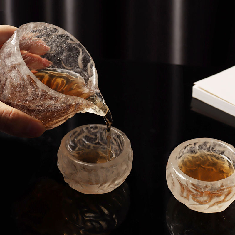 홈 오피스 회의 사용을 위한 버블 패턴 투명 유리 티컵 세트