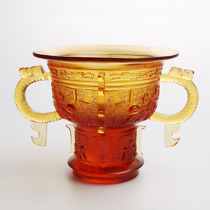 용 귀 손잡이와 가시 패턴이 있는 중국 삼각대